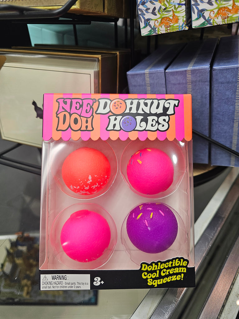 NeeDoh Dohnut Holes SET OF 4 - Dohlectible Cool Cream Squeeze! Brand New!