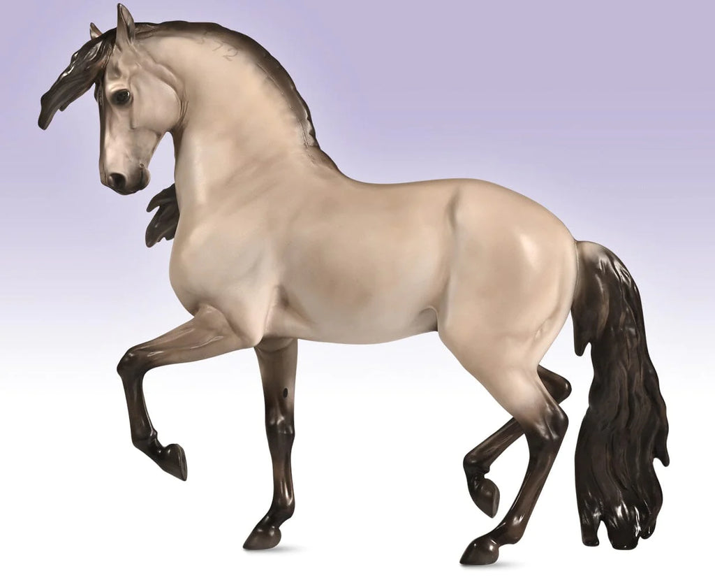 BREYER HORSES #1885 Traditional Cossaco - Lusitano NEW!