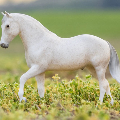 Breyer Traditional Horse #10808 Caprechio del Richuelo - Brand New!