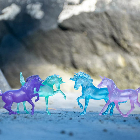Breyer Stablemates #10473 Gems of the Ocean Gift Set - Brand New!