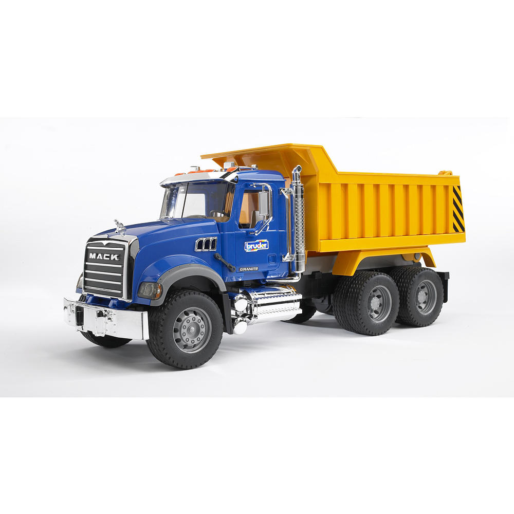 Bruder #02815 MACK Granite Dump Truck! NEW! #2815